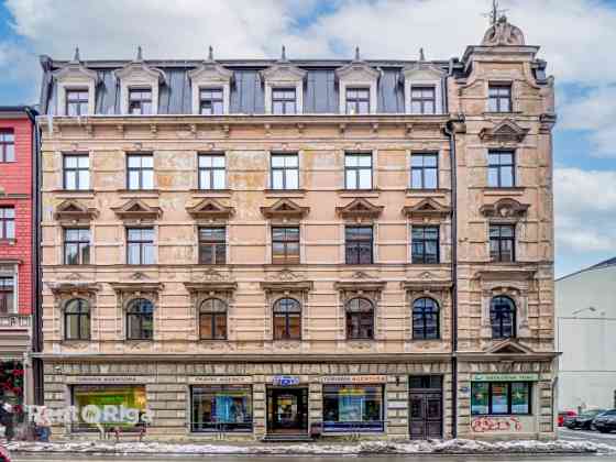 Office premises in a renovated building on the 5th floor (NO ELEVATOR).  A cozy, well-maintained, an Рига