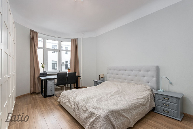 Plašs 3 istabu dzīvoklis Klusajā centrā  eleganta dzīvesvieta vai stabils ieguldījums. Rīga - foto 4