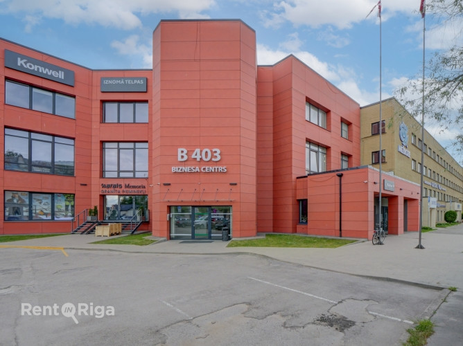 Svaigas telpas renovētā būvē Juglā, Brīvības gatvē 403.  - Siltumenerģija, koplietošanas Rīga - foto 2