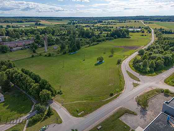 Lielisks investīciju objekts -zeme, kas jau sadalīta 16 apbūves gabalos: Ozolu iela1 un Ozolu iela 2 Kuldīga un novads