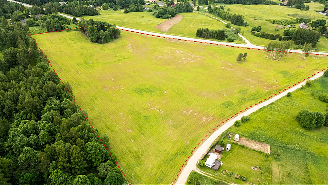 Pārdod lielisku 5,1 ha zemes gabalu gleznainā vietā, tikai dažu minūšu attālumā no Talsiem. Ideāla v Талси и район - изображение 1