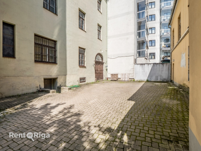 Ēku komplekss un zeme Vecrīgā. (Kungu iela 34, Kalēju iela 78, 13.janvāra iela 25)  Izsoles Rīga - foto 9