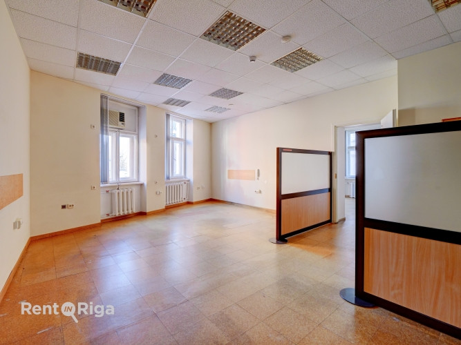 Lieliskā stāvoklī esošs īpašums Vecrīgas sirdī.  Reprezentabla ēka vienā no Rīga - foto 8