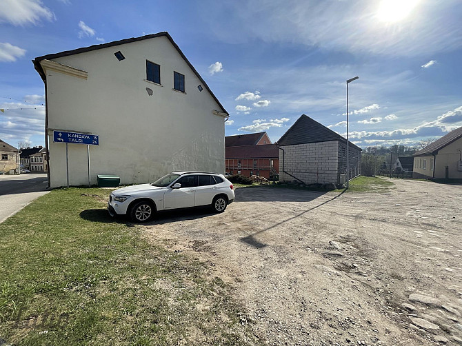 Pārdod zemes gabalu Sabiles pilsētas centrā.

Zemes gabala kopējā platība 183 m2.

Zemes Talsi un novads - foto 3