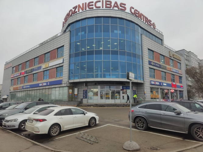 Tiek iznomāta tirdzniecības platība T/C 