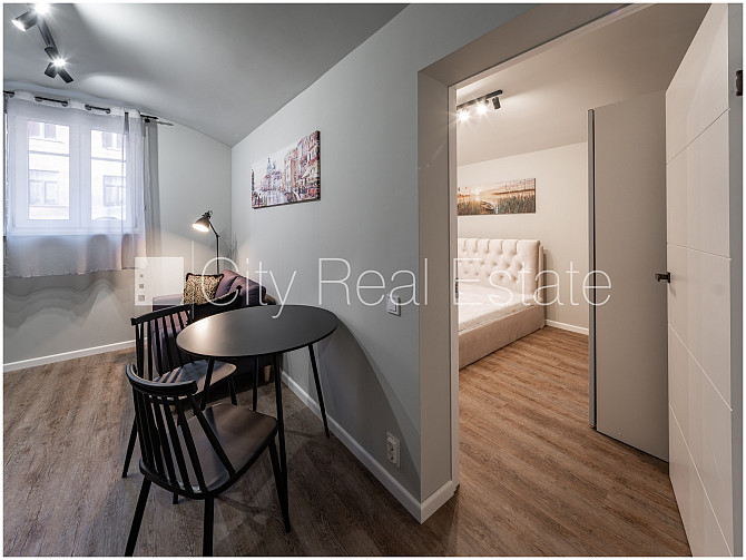 Renovēta māja, slēgts pagalms, logi vērsti uz ielas pusi, viena istaba izolēta, studio tipa, Rīga - foto 10