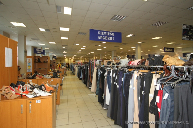 Veikala telpas tirdzniecības centrā 