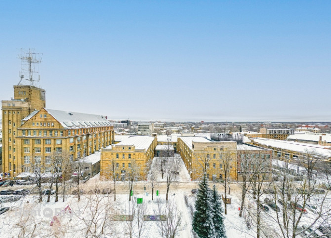 Iznomā trīs stāvu ēku attīstītajā VEF rajonā!  Ēkas priekšrocības:   +Nomas maksā Rīga - foto 9