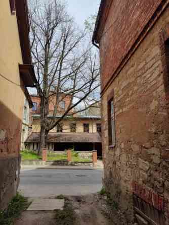 A three-storey building for reconstruction in the old town of Cēsis.  Year of construction: 1880. Br Cēsis un novads