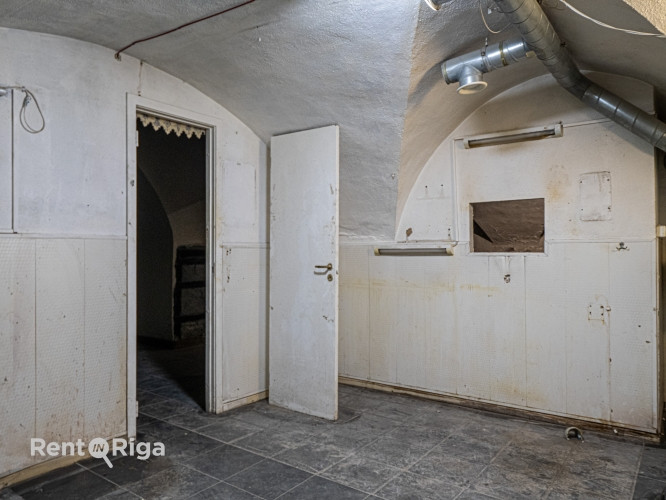 Puspagraba telpas Jēkaba kazarmās.  Iepriekš telpās atradās restorāns. Telpas sastāv no 2 Rīga - foto 7