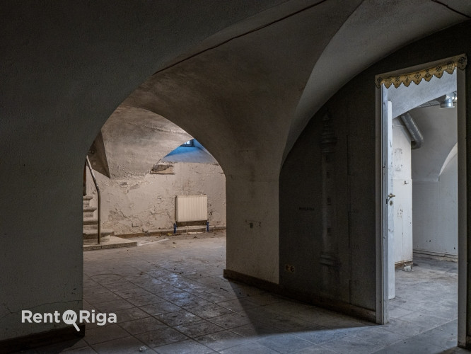 Puspagraba telpas Jēkaba kazarmās.  Iepriekš telpās atradās restorāns. Telpas sastāv no 2 Rīga - foto 8