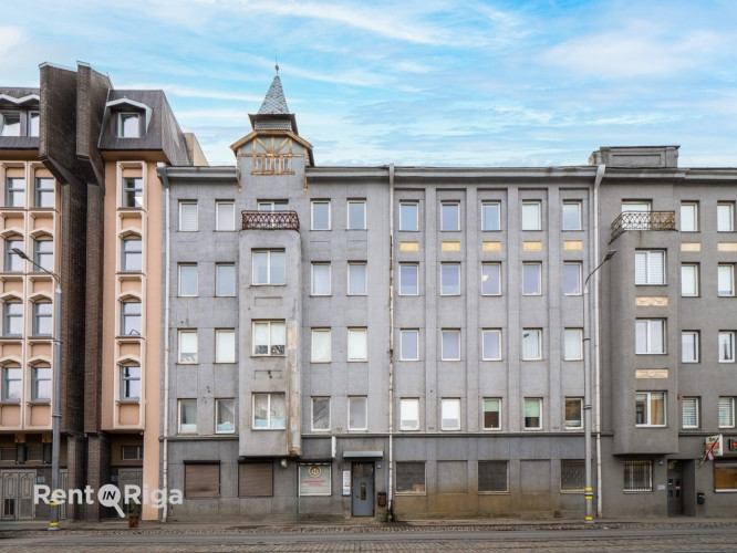 Pārdod komercīpašumu Lastādijas ielā.  Piedāvājumā ēkas daļa ar ērtu un funkcionālu Rīga - foto 1