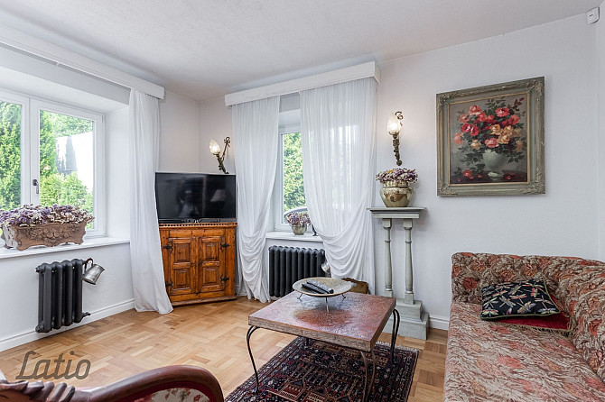 Pārdošanā eleganta, kvalitatīvi būvēta un iekārtota māja prestižā privātmāju rajonā Rīga - foto 4