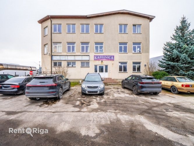 Pārdošanā nekustamais īpašums Rumbulā, Krustpils ielā 54. Īpašums sastāv no zemes gabala Rīgas rajons - foto 1
