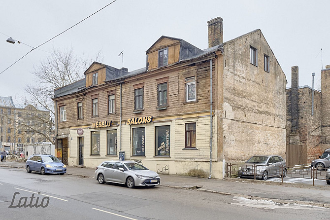 Plašs dzīvoklis pašā Rīgas centrā, 75 kv.m  , 2/2 st., koka māja, 3 istabas, duša, WC Rīga - foto 1
