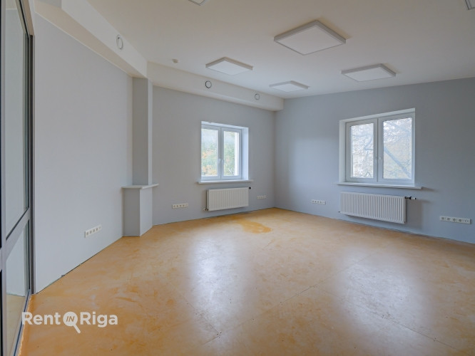Jaunas biroja telpas Klusajā centrā.  Piedāvājam nomai mūsdienīgas un stilīgas biroja telpas Rīga - foto 4