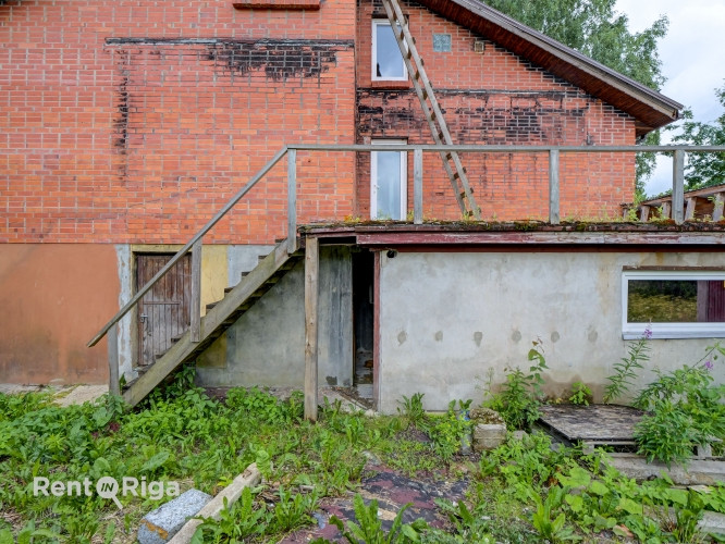 Pārdod trīs stāvu dzīvojamo māju Ogrē ar lieliskām attīstības iespējām.  Piedāvājumā Ogre un novads - foto 8