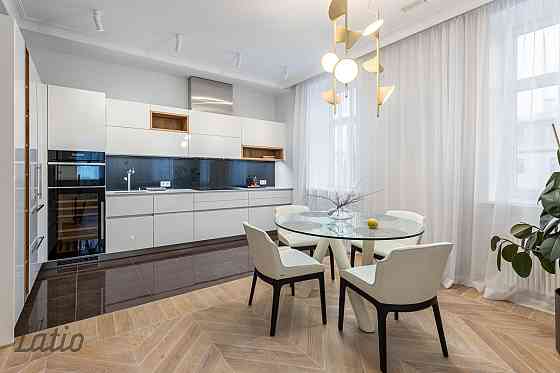 Elizabetes Rezidence  viena no spilgtākajām Rīgas arhitektūras mantojuma pērlēm  celta 19. gadsimta  Rīga