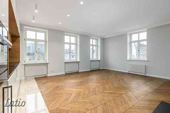 Elizabetes Rezidence  viena no spilgtākajām Rīgas arhitektūras mantojuma pērlēm  celta 19. gadsimta  Rīga