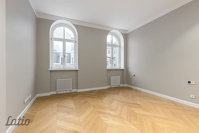 Elizabetes Rezidence  viena no spilgtākajām Rīgas arhitektūras mantojuma pērlēm  celta 19. Rīga - foto 4