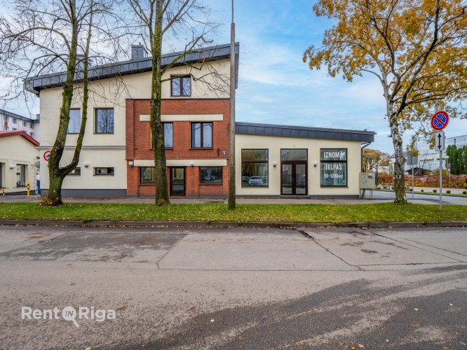 Jaunas, plašas un modernas telpas Klusajā centrā  Piedāvājam nomai mūsdienīgas un stilīgas Rīga - foto 9