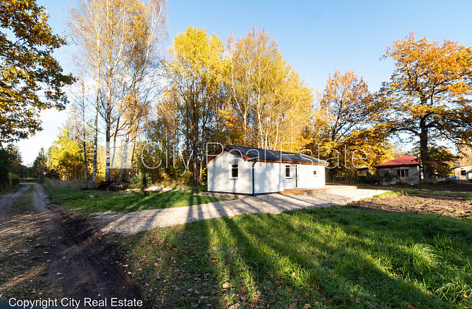 Privātmāja, energo efektīva māja, vieta vairākām automašīnām, terase 40 m2, guļamistabu Rīga - foto 1