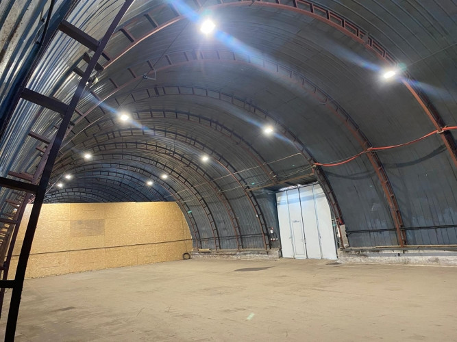 Noliktavas telpas Rumubulā.  + Puse pusapaļais angārs 450 m2; + 1. stāvs; + Jauni vārti Rīgas rajons - foto 7