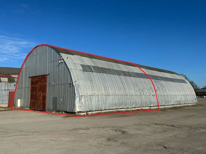 Noliktavas telpas Rumubulā.  + Puse pusapaļais angārs 225 m2; + 1. stāvs; + Vārti 4.2x3m; + Rīgas rajons - foto 1