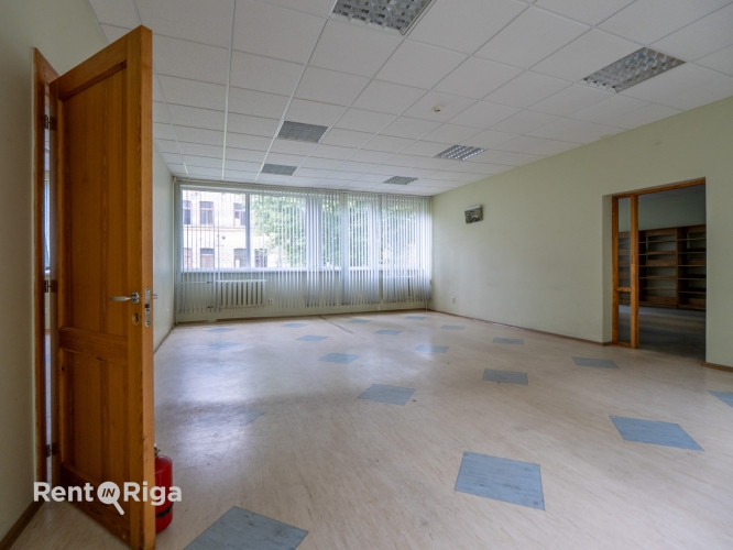 Ēka lieliskā atrašanās vietā, starp vairākām augstskolām!  Ideālais pielietojums studentu Rīga - foto 7