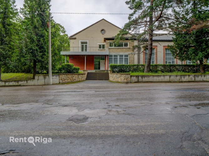 Noliktavas un biroju telpas ar esošu naudas plūsmu   Atrašanās vieta Īpašums atrodas Juglas Rīga - foto 3