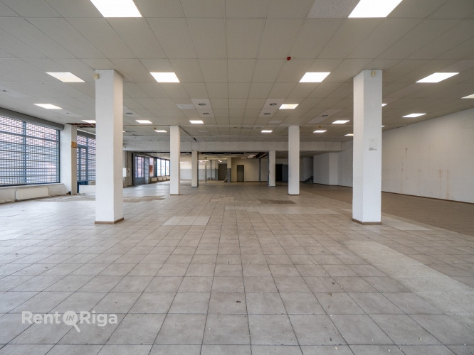 Iznomā tirdzniecības telpas Pildas ielā 16, Rīgā.  Telpas atrodas ēkas 1. stāvā ar tiešu ieeju no fa Рига - изображение 5