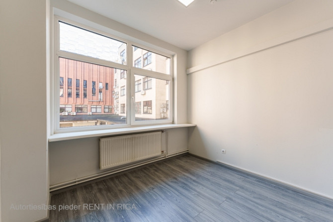 Iznomā biroja telpas Elijas ielā 17.  + renovēta biroju ēka + kopējā platība  164,9 m2 + birojs atro Рига - изображение 7