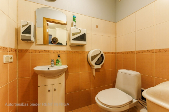 Nomas piedāvājums: Biroja telpas Rīgā, Eksporta ielā 12  Izīrē modernu un ērtu divstāvu Rīga - foto 5