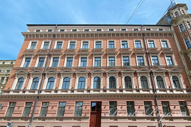 Piedāvājam 2 istabu dzīvokli centrā, pilnībā renovētā namā. Nams atrodas Rīgas centrā, Rīga - foto 1