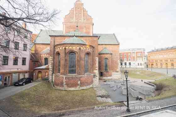 Pārdod arhitektoniski pievilcīgu ēku Vecrīgā, pretī Doma laukumam ar kopējo platību 453.3 m2.  4 vir Rīga