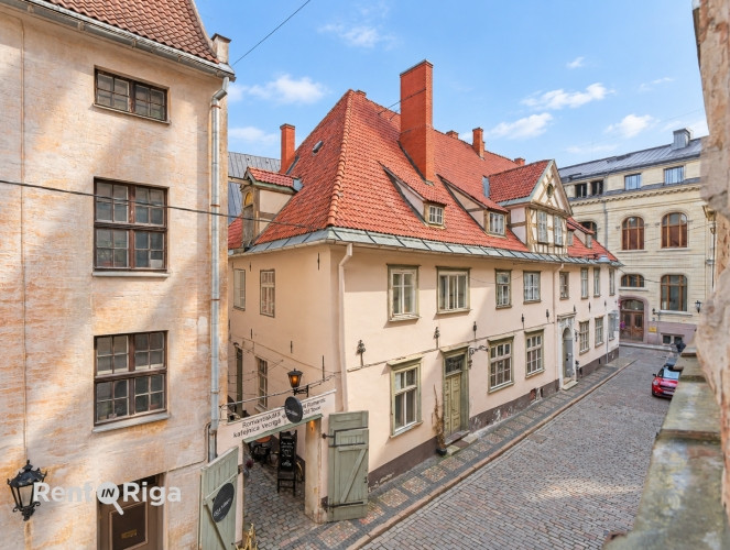 Tiek izīrēts 3-istabu dzīvokli Vecrīgā blakus Doma laukumam, dzīvoklis atguvis savu Rīga - foto 14