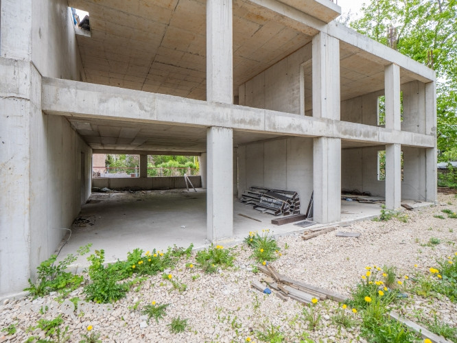 Zeme ar daudzdzīvokļu mājas būvprojektu un iesāktu būvniecību.  Projektā ir 33 dzīvokļi Rīga - foto 5