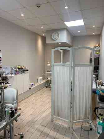 Commercial premisesfor sale in Pļavnieki - 300 m2,  with stable tenants.  The premises are located o Rīga