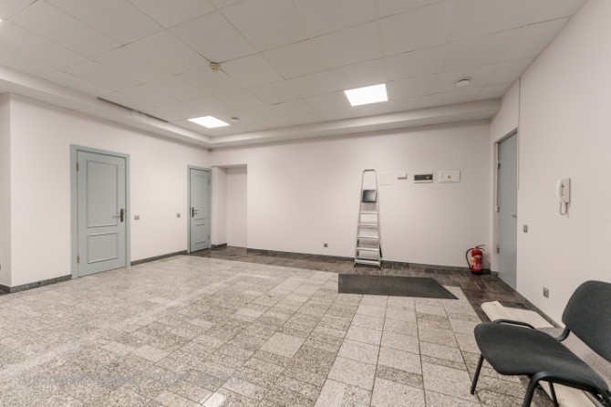 Biroja telpas Rīgas aktīvajā biroju centrā   Ir piemērota gan biroja, gan tirdzniecības Rīga - foto 7