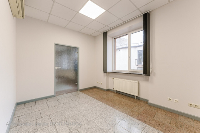 Biroja telpas Rīgas aktīvajā biroju centrā   Ir piemērota gan biroja, gan tirdzniecības Rīga - foto 3