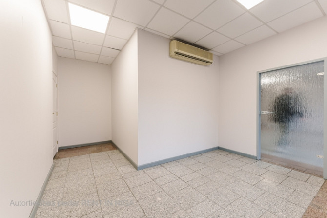 Biroja telpas Rīgas aktīvajā biroju centrā   Ir piemērota gan biroja, gan tirdzniecības Rīga - foto 2