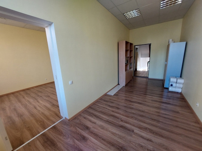 Izīrē dažādus birojus Rīgas centrā.  + Rīgas centrs  + Nelieli komunālie maksājumi  + Rīga - foto 5