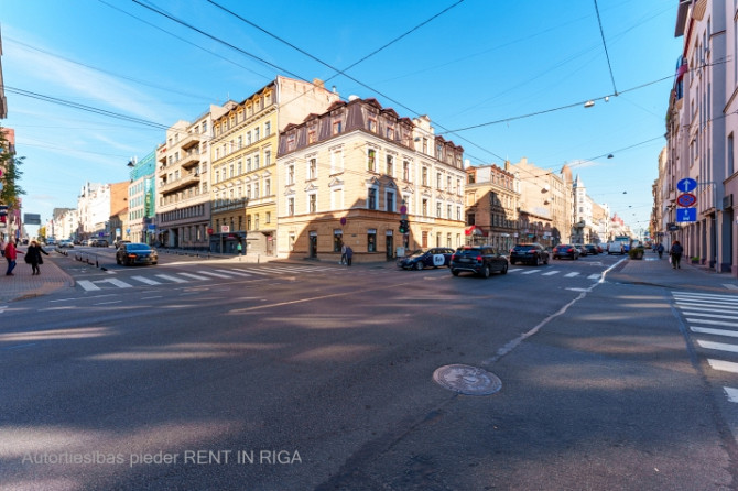 Kafe un veikala telpas aktīvajā Lačplēša un A.Čaka krustojumā.  Pārdod tirdzniecības Rīga - foto 4
