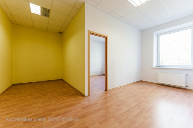 Iznomā biroja telpas Šmerlī, 