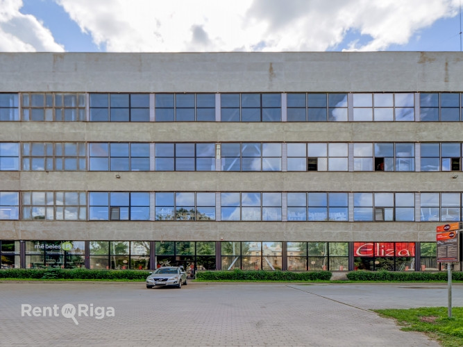 Nomai pieejamas plašas komerctelpas Augusta Deglava ielā.  Kopējā platība: 1083 m Veikala Rīga - foto 11