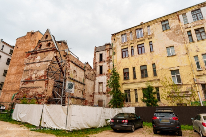 4 stāvu ēka avārijas stāvoklī Vecrīgā.  Rekonstruējot dzīvojamo māju un papildus Rīga - foto 9