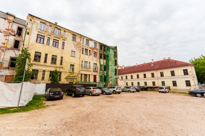 Brīvs zemes gabals Vecrīgā.  Ir izstrādāts attīstības projekts minimālā sastāvā, kas Rīga - foto 1