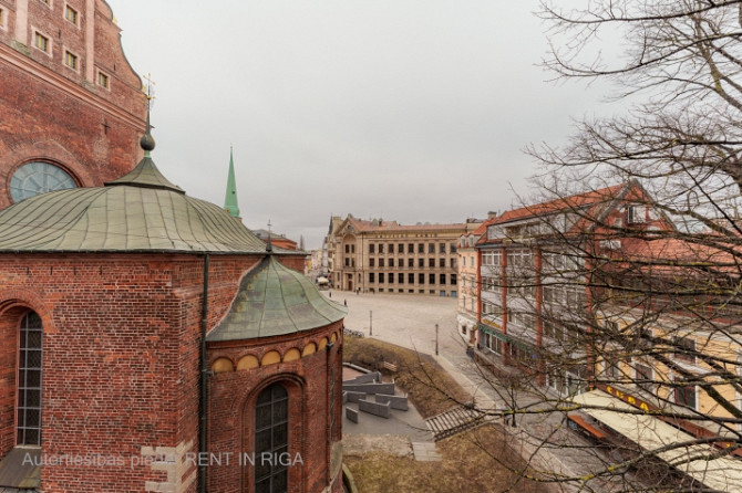 Dzīvoklis Vecrīgā ar skatu uz Doma laukumu.  Gaišs studio tipa dzīvoklis, kas sastāv no Rīga - foto 5