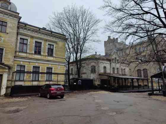 Историческая вилла в центре Риги.  Собственность состоит из 2 участков земли (3591 и Rīga
