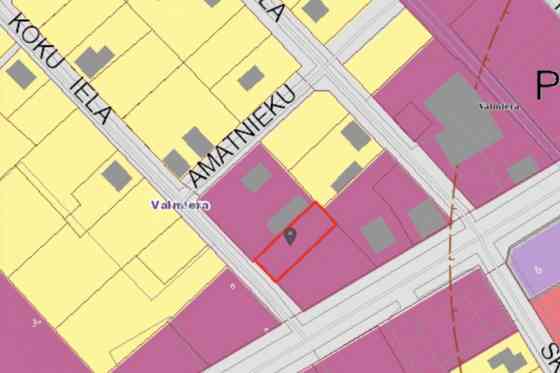 Zemes gabals piemērots komercdarbības vajadzībām, lieliska vieta neliela Stock office izveidei, tiem Valmiera un novads